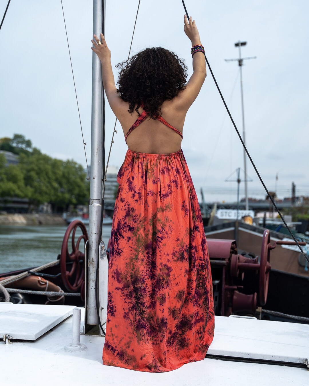 NEFERTITI â Image 3